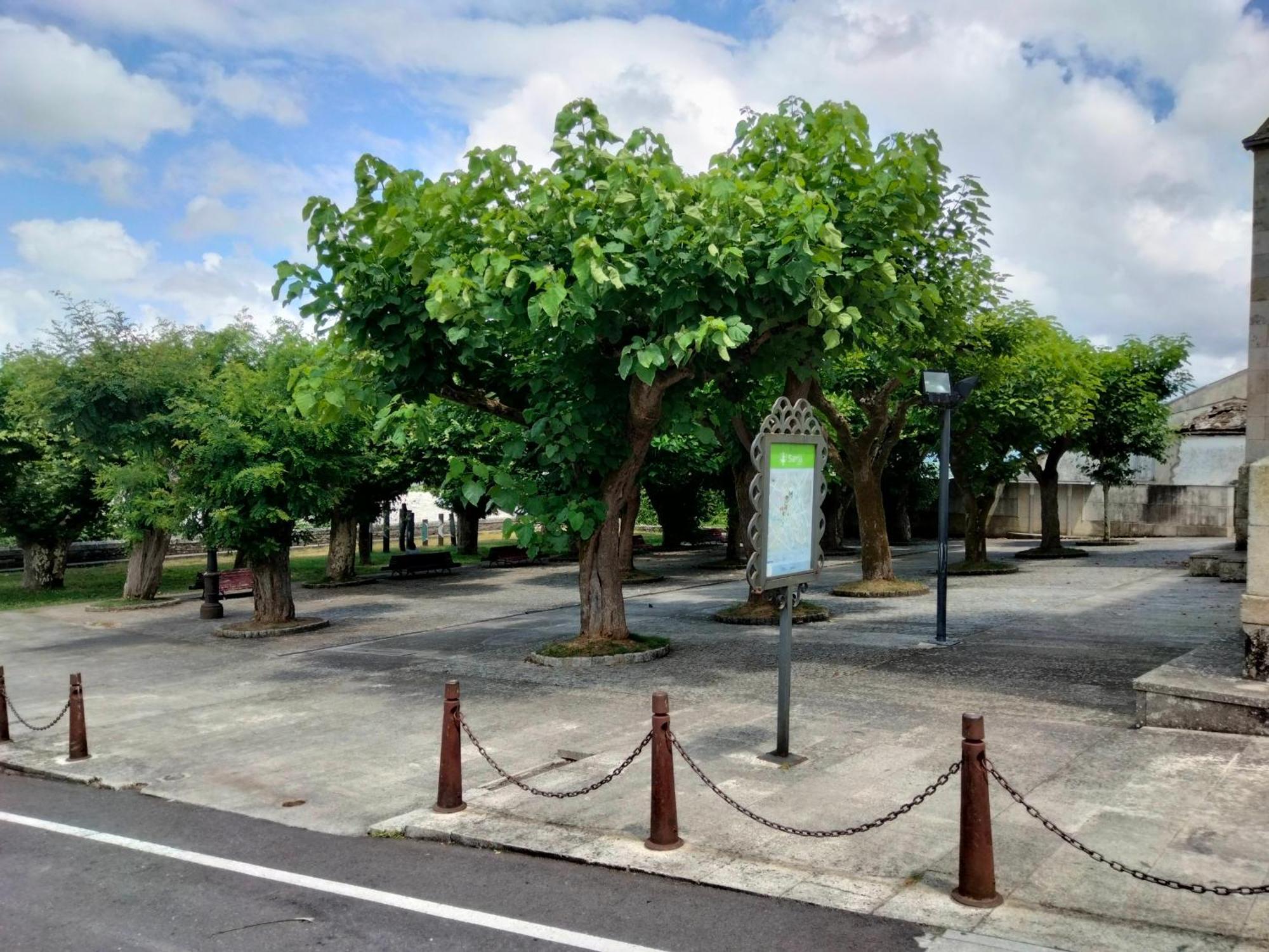 Albergue Hr Sarria Buitenkant foto